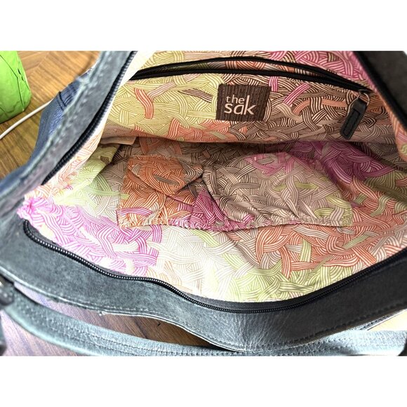 The Sak Green Leather Crossbody Bag With Multicolor Lining - Picture 6 of 10